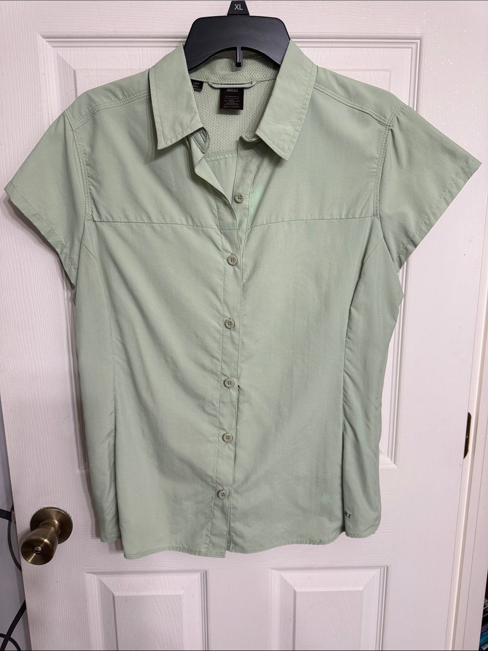 REI Short Sleeved Mint Green Hiking Shirt size large